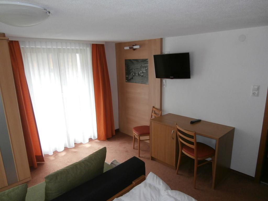 Haus Plankensteiner Hotell Kaunertal Eksteriør bilde